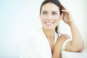 Micro-needling visage, cou, décolleté Micro-needling visage, cou, décolleté